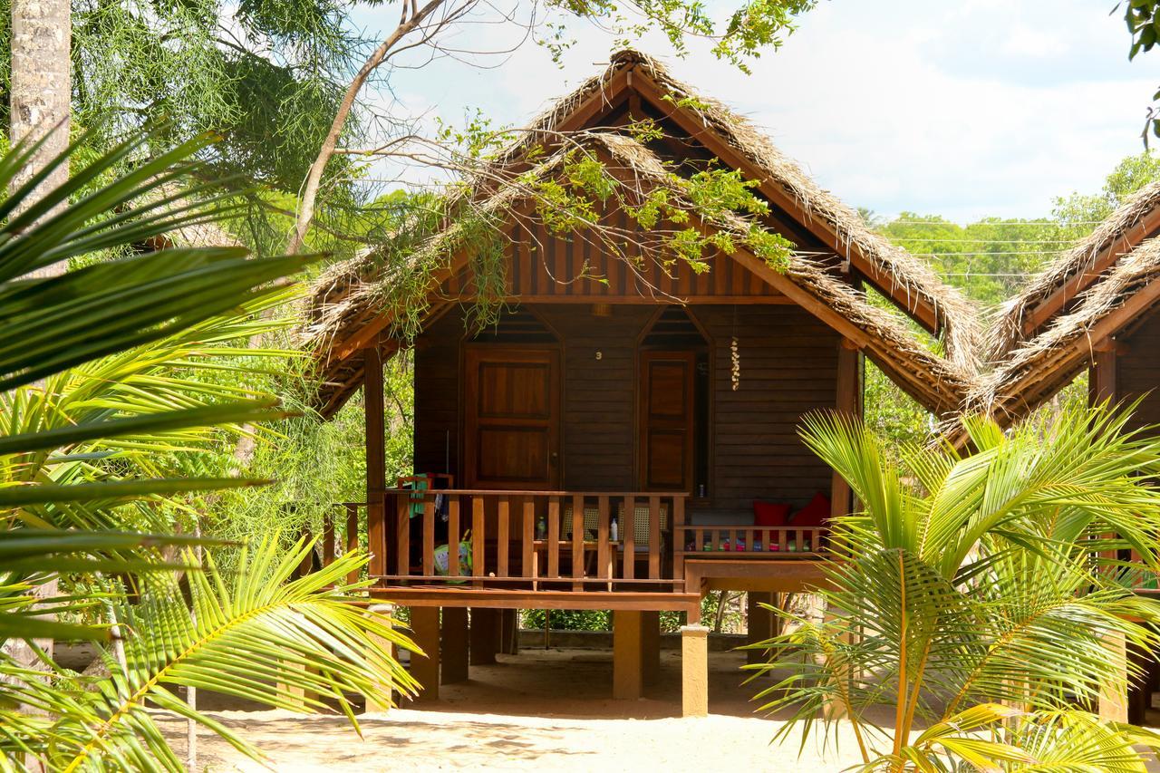 Shiva'S Beach Cabanas Tangalle Kültér fotó