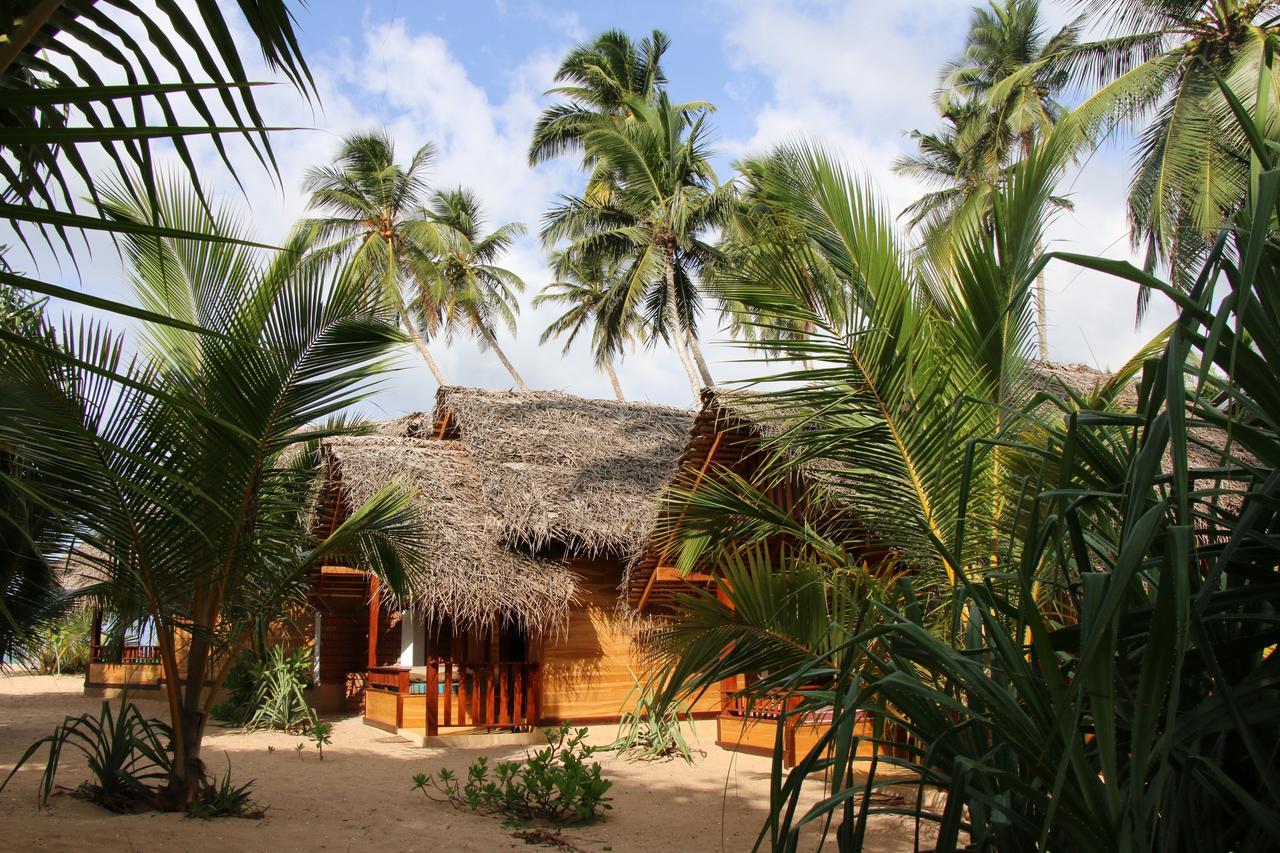 Shiva'S Beach Cabanas Tangalle Kültér fotó