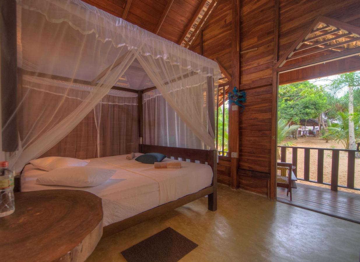 Shiva'S Beach Cabanas Tangalle Kültér fotó