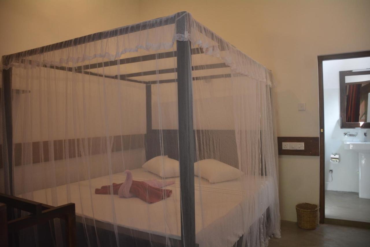 Shiva'S Beach Cabanas Tangalle Kültér fotó